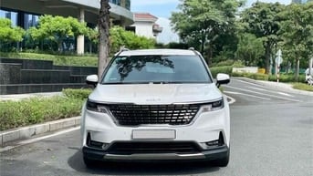 Kia Carnival 2024 Trắng máy Dầu Premium 7 ghế