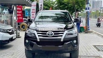 Toyota Fortuner 2019 máy Dầu Số Sàn lướt 2 vạn Km