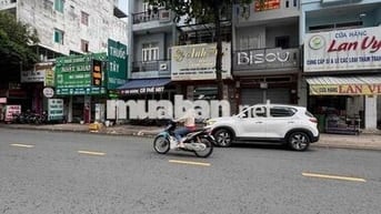 Mặt tiền Tân Hương. DT 4,2x80 - Nhà đúc 4 tầng. Đối diện Chợ. Giá 1x