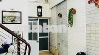 Cho thuê phòng trọ đường Nguyễn Văn Cừ cách cầu Chương Dương 200m