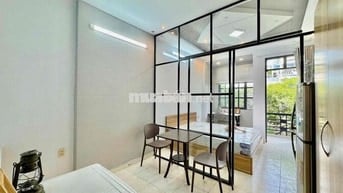 CHO THUÊ CĂN HỘ 1PN TÁCH BẾP BAN CÔNG THOÁNG FULL NỘI THẤT GẦN ĐH UEH