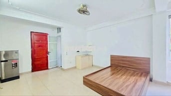 CHO THUÊ PHÒNG KHÉP KÍN – RỘNG 30m², 2 CỬA SỔ THOÁNG