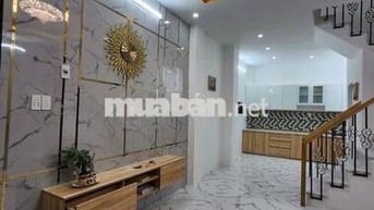 Nhà 1 trệt . 3 lâu . 4PN . 3VS