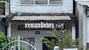 Cho thuê nhà nguyên căn ngay mặt tiền đường 30/4 thuận lợi mua bán kd