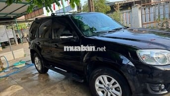 Ford Escape 2010 - 170000 km