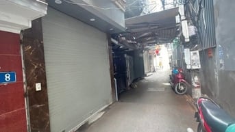 Phạm Văn Đồng 33m2*5T ngõ thông cạnh Công viên Hòa Bình, ngõ ô tô 8 tỷ