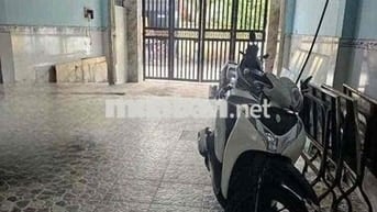 Nhà Mặt tiền kinh doanh đường Nguyễn Thị Chạy. Tp. Dĩ An. Dt 92m