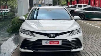 Toyota Camry 2022 2.0 Q - bảo hành Toyota