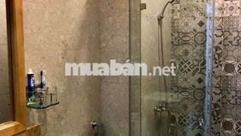 Cho thuê nhà đẹp full nội thất 4x10 trệt hai lầu sân thượng