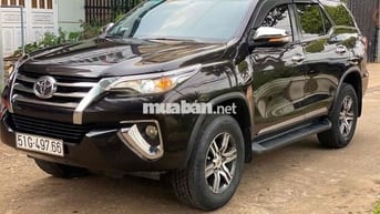 Toyota Fortuner 2017 đk 2018 sàn dầu(1 chủ)