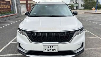 Kia Carnival 2023 Luxury 2.2D - 60 km