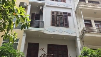 Cho thuê nhà 5 tầng tại Cầu Giấy