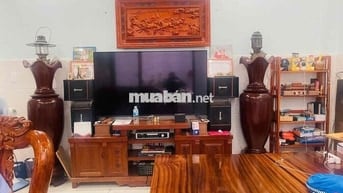 xuất ngoại- cần bạn nhà 250 a lê niệm