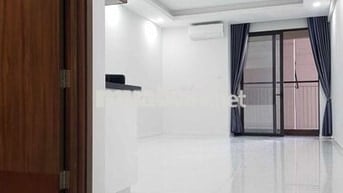 Thuê gấp STUDIO có máy lạnh rèm giàn phơi 4tr/tháng giá rẻ