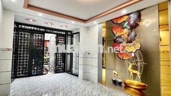 Nhà 2 tầng - DT 4x10. Hẻm 1/ Đình Nghi Xuân - Giáp Tân Phú. Giá 4,x tỷ