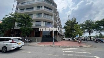 CHO THUÊ TÒA NHÀ VĂN PHÒNG HIỆN ĐẠI MỚI 100% TẠI TRUNG TÂM QUẬN 7