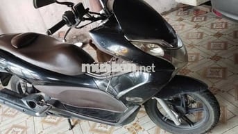 Honda PCX 2010 chính chủ – máy mạnh, giữ gìn kỹ