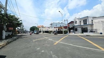 ĐẤT LÁI THIÊU TIỆN ĐI LÀM SÀI GÒN
Diện Tích. 5,5 x 19 = 105m²