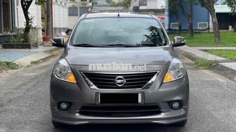 Nissan Sunny 2017 XV - 52000 km giá bình dân
