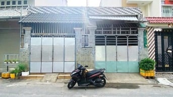 Nhà cấp 4 dt185m2 hẻm 10m đường Lê Văn Quới, P. BHH A, Q. Bình Tân