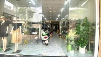 Nhà đúc 3 tầng mặt tiền Đông Hưng Thuận, Quận 12, 6x35m, SHR, 13tỷ500