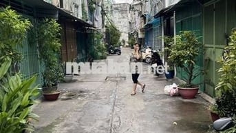 Chính chủ - Bán nhà Lạc long Quân P3 Q11 - 46,2m2 | Hẻm xe tải