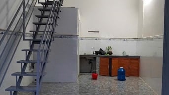 Chi thuê nhà nguyên căn mới ,   sạch sẽ 