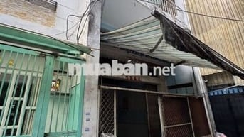Bán nhà Q11 P3 Lac Long Quan. 42m2 ~5 tỷ. Nhà cũ tiện xây mới. Hẻm 5m.