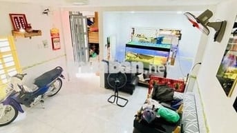 Bán nhà P5 Q11 Lạc long Quân 45m2 2 tầng.KHÔNG QUY HOẠCH, LỘ GIỚI ~4TỶ