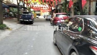 Tôi cần bán nhà mặt ngõ ô tô chánh đỗ kinh doanh, Nguyễn Khang, 6tầng.