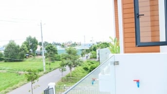 BÁN NHÀ GIÁ RẺ TRUNG TÂM THỊ TRẤN CẦN ĐƯỚC
