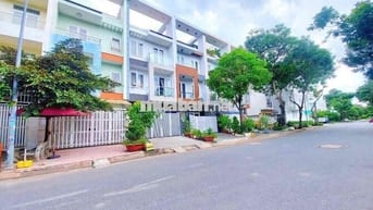 cho thuê phòng kdc phước kiển a có ban công