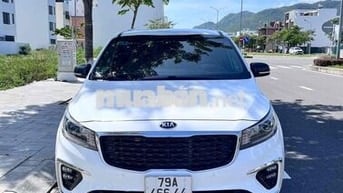 Kia Sedona 2020 2.2 DAT Deluxe - 90000 km