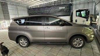 Toyota Innova 2019 2.0E - 59000 km