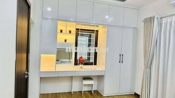BÁN NHÀ MỚI – THANG MÁY – FULL NỘI THẤT – HOÀNG HOA THÁM