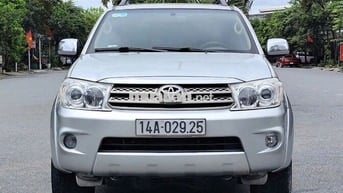 Toyota Fortuner 2.7 V 2011 - 315 Triệu