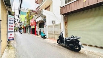 Bán Nhà Cầu Giấy 48M2 - Ô Tô Ngủ Trong Nhà - Thang Máy