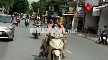 Mặt tiền đường nhựa lớn Nguyễn Thị kiểu