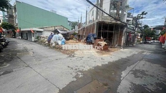 CHỦ THIỆN CHÍ BÁN LÔ GÓC 2 MẶT TIỀN KIỆT Ô TÔ TRÁNH NHAU TRƯNG NỮ VƯƠN