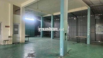 Cho thuê kho xưởng đường Phạm Văn Đồng,tải 8tấn,nền epoxy,gần gigamall