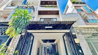 chính chủ bán nhà tại đường Lạc Long Quân - Quận11, nhà đẹp giá tốt 