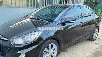 Hyundai Accent 2011 1.4 AT - 123456 km