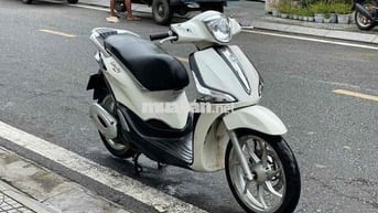 Liberty 2019 màu trắng