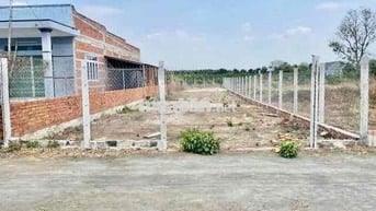 CHỦ KẸT TIỀN BÁN GẤP ĐẤT THỔ CƯ 250M2 GIÁ 380trđ