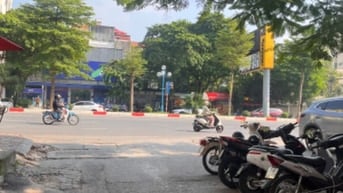 Siêu phẩm 7 tầng thang máy Hoàng Quốc Việt, tầm nhìn mới, đẳng cấp5sao
