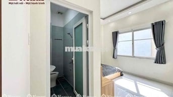 STUDIO CỬA SỔ TRỜI TO ĐÙNG FUL NT GẦN VHU HUIT