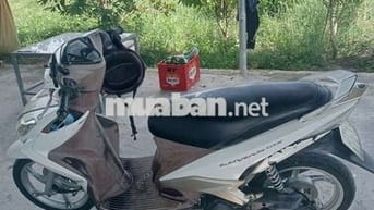 Cần bán xe Yamaha Luvias 2014 Fi chính chủ bks 71