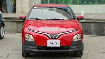 Vf5 trả trước 0Đ, lắp trạm sạc nhà 10 năm miễn phí