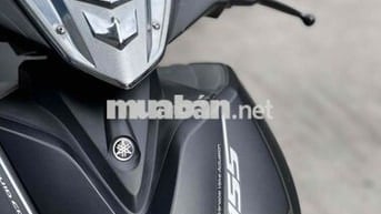 Yamaha NVX 155 màu đen, tay ga