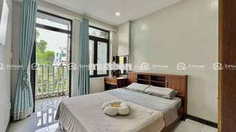 Căn Hộ Cao Cấp Full Nội Thất, Có Bancol thoáng, ngay ngã tư hàng xanh,